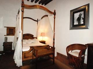 Los Agaves Hotel Альенде Экстерьер фото