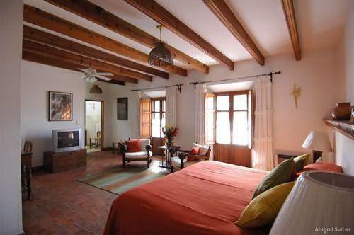Los Agaves Hotel Альенде Экстерьер фото